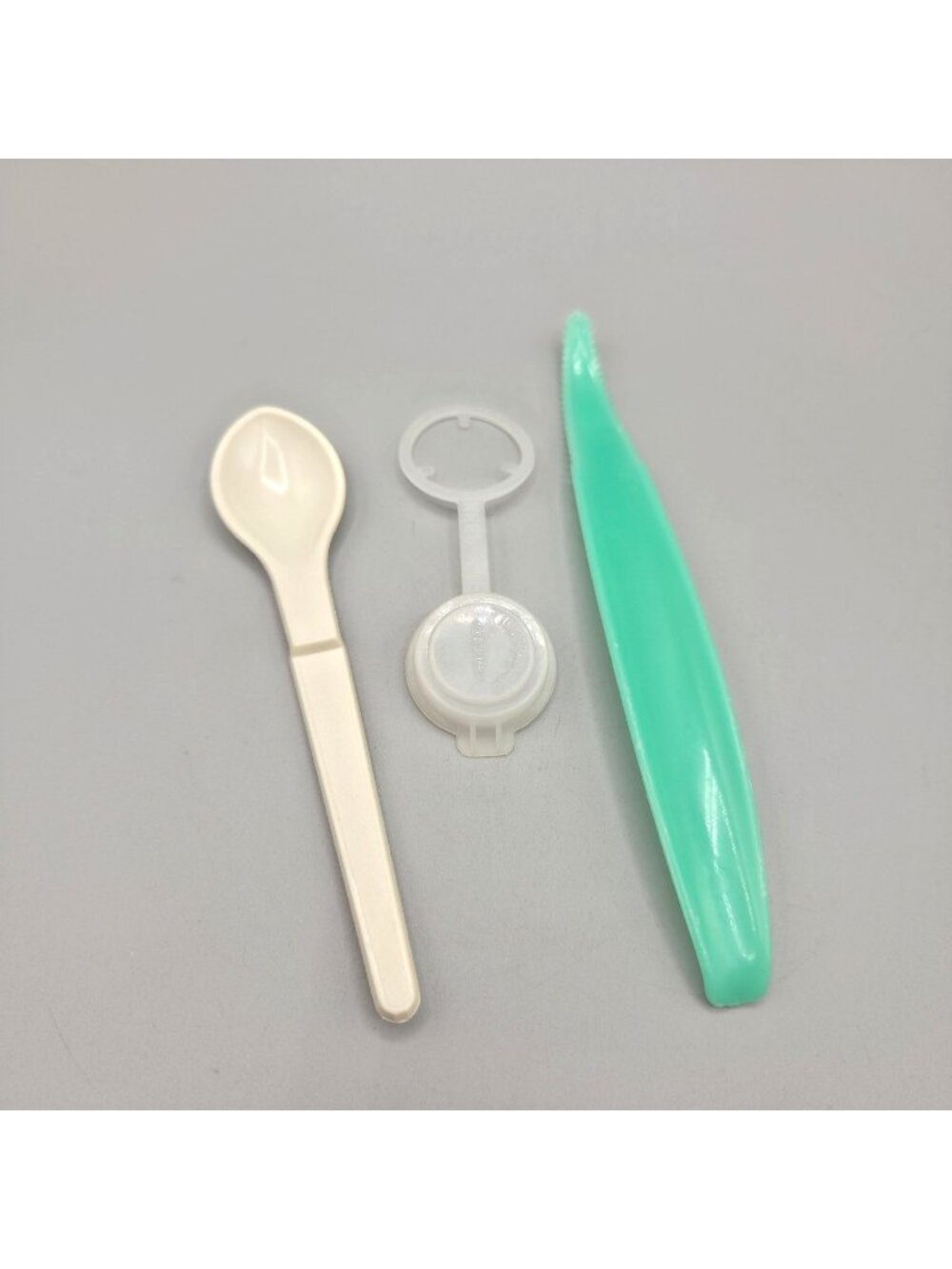 Tupperware Utensils Hang On Spoon Grapefruit Knife Keep Kap Bottle Cover Bundle - Picture 1 of 8